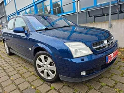 Blau Gebraucht 2004 Opel Vectra Limousine | 3.660 € (Teuer)