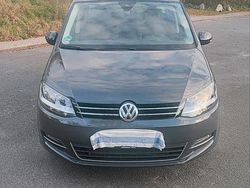 Grau Gebraucht 2025 VW Sharan Highline Van / Kleinbus | 31.950 € (Superpreis)