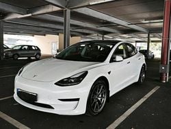 Weiß Gebraucht 2021 Tesla Model 3 Standard Range Limousine | 24.000 € (Guter Preis)