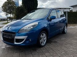 Blau Gebraucht 2009 Renault Scénic III Dynamique Van / Kleinbus | 3.590 € (Guter Preis)