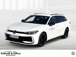 Weiß Gebraucht 2025 VW Passat R-line Kombi | 58.280 € (Etwas zu teuer)