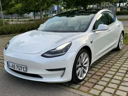 Weiß Gebraucht 2020 Tesla Model 3 Long Range Limousine | 19.500 € (Teuer)