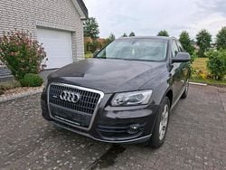 Braun Gebraucht 2010 Audi Q5 SUV | 9.500 € (Guter Preis)