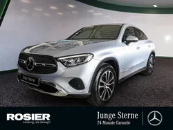 Silber / hightechsilber Gebraucht 2024 Mercedes GLC200 Advanced Plus SUV | 52.890 € (Fairer Preis)