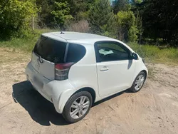 Weiß Gebraucht 2009 Toyota iQ Kleinwagen | 5.500 € (Fairer Preis)