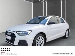 Weiß Gebraucht 2024 Audi A1 Sportback S-Line Kleinwagen | 23.969 € (Fairer Preis)