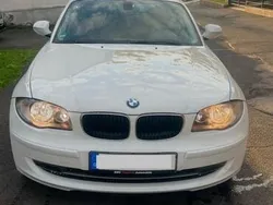 Weiß Gebraucht 2011 BMW 118 Kleinwagen | 5.950 € (Fairer Preis)