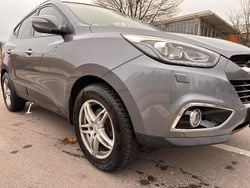 Silber Gebraucht 2015 Hyundai ix35 SUV | 11.800 € (Fairer Preis)