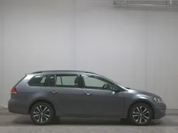 Indiumgrau metallic Gebraucht 2019 VW Golf VII IQ Drive Kombi | 8.990 € (Guter Preis)