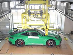 Grün Gebraucht 2022 Porsche 992 | 194.000 € (Fairer Preis)