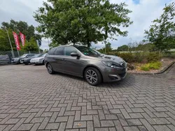 Gebraucht 2015 Peugeot 308 Allure Kombi | 10.495 € (Fairer Preis)