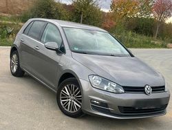 Grau Gebraucht 2014 VW Golf VII Cup Kleinwagen | 6.299 € (Fairer Preis)