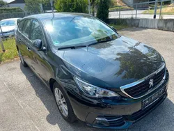Schwarz Gebraucht 2020 Peugeot 308 Active Kombi | 15.650 € (Etwas zu teuer)