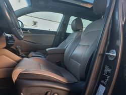 Schwarz Gebraucht 2016 Hyundai Tucson Trend SUV | 17.500 € (Teuer)