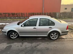 Silber Gebraucht 2001 VW Bora Limousine | 2.800 € (Fairer Preis)