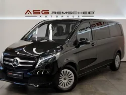 Schwarz Gebraucht 2023 Mercedes V300 Van / Kleinbus | 53.900 €
