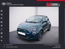Ozean grün metallic (metallic) Gebraucht 2023 Fiat 500e La Prima Cabrio | 28.900 € (Teuer)