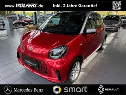 Cadmiumrotmetallic Gebraucht 2021 Smart ForFour Electric Drive Kleinwagen | 11.900 € (Etwas zu teuer)