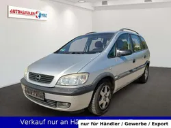 Silber Gebraucht 2002 Opel Zafira Comfort Van / Kleinbus | 699 € (Superpreis)