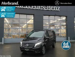 Schwarz Gebraucht 2023 Mercedes Vito Van / Kleinbus | 52.955 €