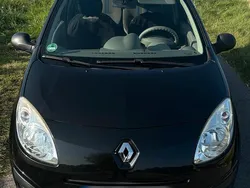 Schwarz Gebraucht 2009 Renault Twingo Kleinwagen | 1.799 €