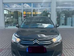 Braun Gebraucht 2013 Citroën C4 Limousine | 4.499 € (Fairer Preis)