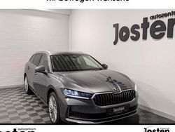 Grau Gebraucht 2025 Skoda Superb Selection Kombi | 41.750 €