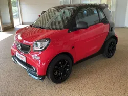 Schwarz Gebraucht 2017 Smart ForTwo Coupé Basis Kleinwagen | 13.560 € (Fairer Preis)