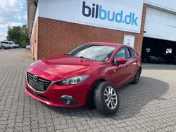 Rot Gebraucht 2015 Mazda 3 Center-Line Limousine | 6.800 € (Guter Preis)