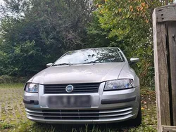 Silber Gebraucht 2004 Fiat Stilo Kleinwagen | 1.000 € (Etwas zu teuer)