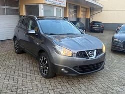 Grau Gebraucht 2012 Nissan Qashqai +2 Tekna SUV | 5.999 € (Superpreis)