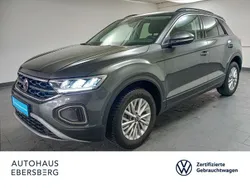 Indiumgrau metallic Gebraucht 2024 VW T-Roc Life SUV | 22.400 € (Guter Preis)