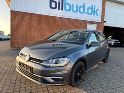 Grau Gebraucht 2017 VW Golf Limousine | 10.700 € (Superpreis)