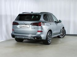 Grau Gebraucht 2024 BMW X5 Comfort Edition SUV | 73.490 € (Fairer Preis)