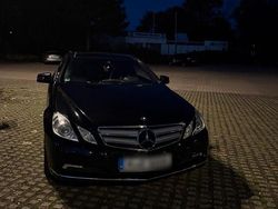 Schwarz Gebraucht 2010 Mercedes E250 Coupé | 8.550 € (Fairer Preis)