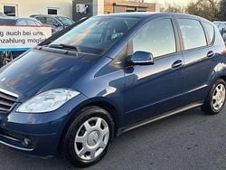 Blau Gebraucht 2012 Mercedes A160 Kleinwagen | 5.990 € (Guter Preis)