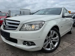 Weiß Gebraucht 2010 Mercedes C180 Limousine | 5.790 € (Superpreis)