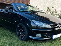 Schwarz Gebraucht 2004 Peugeot 206 CC Sport Cabrio | 5.400 €