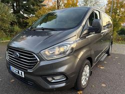 Schwarz Gebraucht 2018 Ford Tourneo Trend Van / Kleinbus | 25.990 € (Guter Preis)