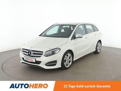 Weiß Gebraucht 2015 Mercedes B180 Urban Van / Kleinbus | 12.140 € (Fairer Preis)