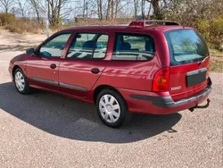Rot Gebraucht 2001 Renault Mégane GrandTour Kombi | 499 € (Superpreis)