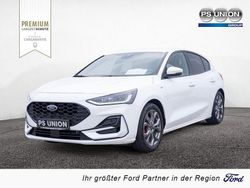 Weiß Gebraucht 2022 Ford Focus ST-Line Limousine | 18.990 € (Fairer Preis)