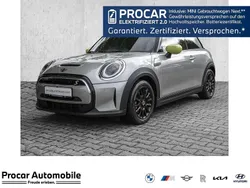 Melting silver iii Gebraucht 2023 Mini Cooper SE Classic Kleinwagen | 21.900 € (Guter Preis)