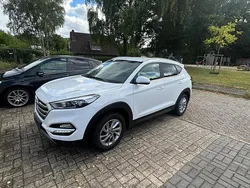 Weiß Gebraucht 2016 Hyundai ix35 SUV | 17.700 €
