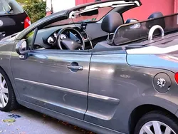 Grau Gebraucht 2009 Peugeot 207 CC Platinum Cabrio | 2.900 € (Superpreis)