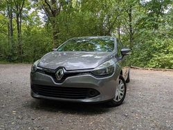 Grau Gebraucht 2014 Renault Clio IV Dynamique Kleinwagen | 3.000 € (Fairer Preis)