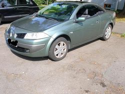 Grün Gebraucht 2006 Renault Mégane Cabriolet Cabrio | 3.499 € (Teuer)