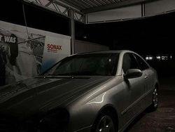 Silber Gebraucht 2003 Mercedes CLK200 Elegance Coupé | 8.400 € (Teuer)