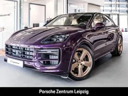 Violett Neu 2025 Porsche Cayenne S SUV | 165.800 € (Teuer)