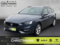 Grau Gebraucht 2024 Seat Leon FR Limousine | 30.990 € (Fairer Preis)